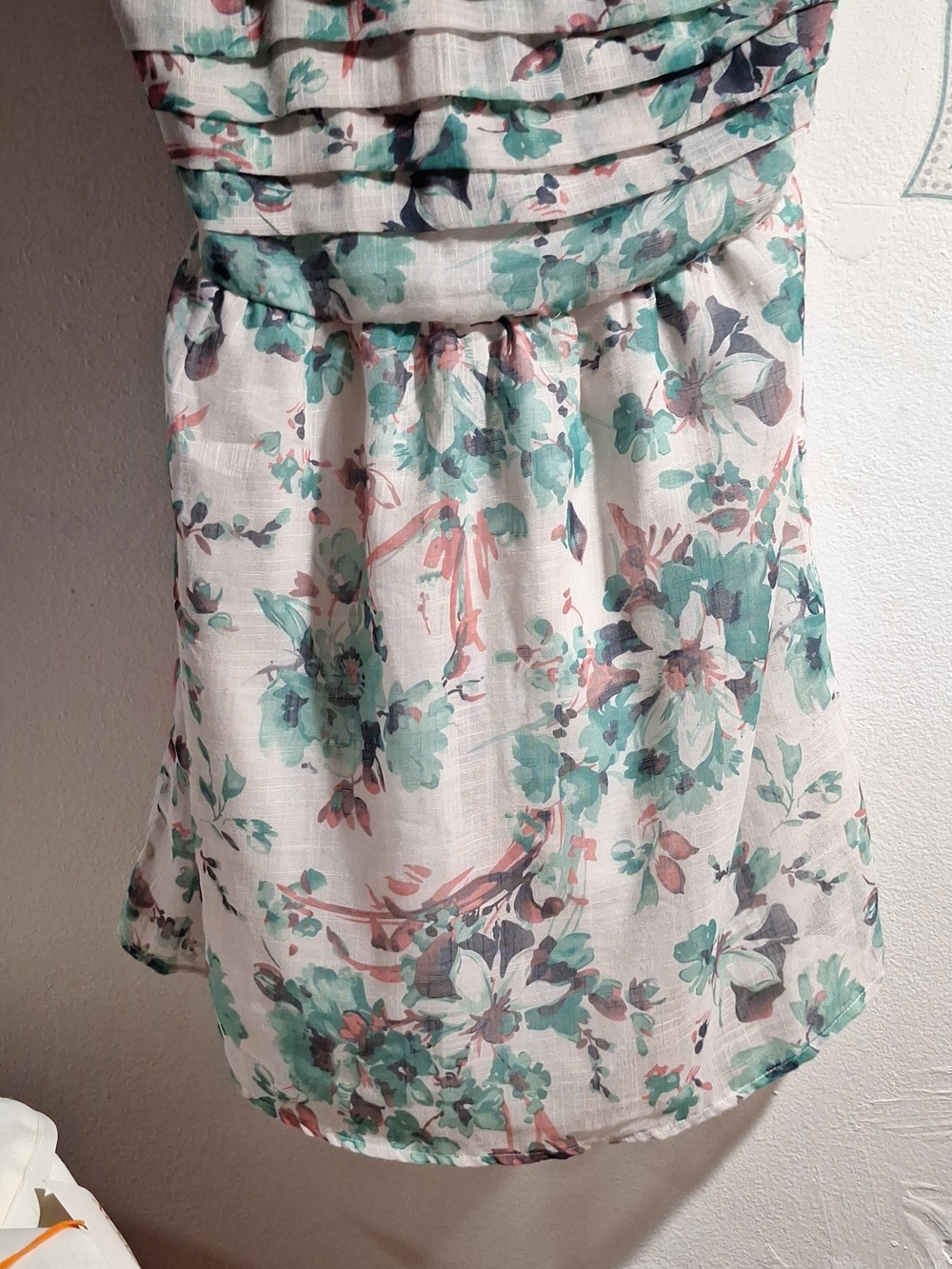dELiA*s Strapless Floral Dress in Cream and Teal Like New. Missing A Belt